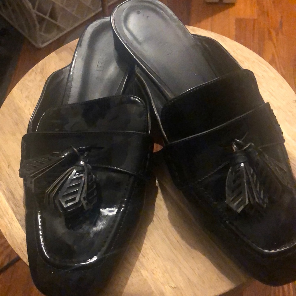 Nine West Black Patent Leather Slides